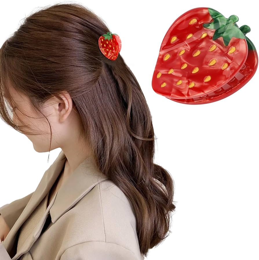 真っ赤な♡いちご柄が可愛い( *´꒳`*)♡ヘアクリップ 真っ赤な♡いちご柄が可愛い( *´꒳`*)♡ヘアクリップ